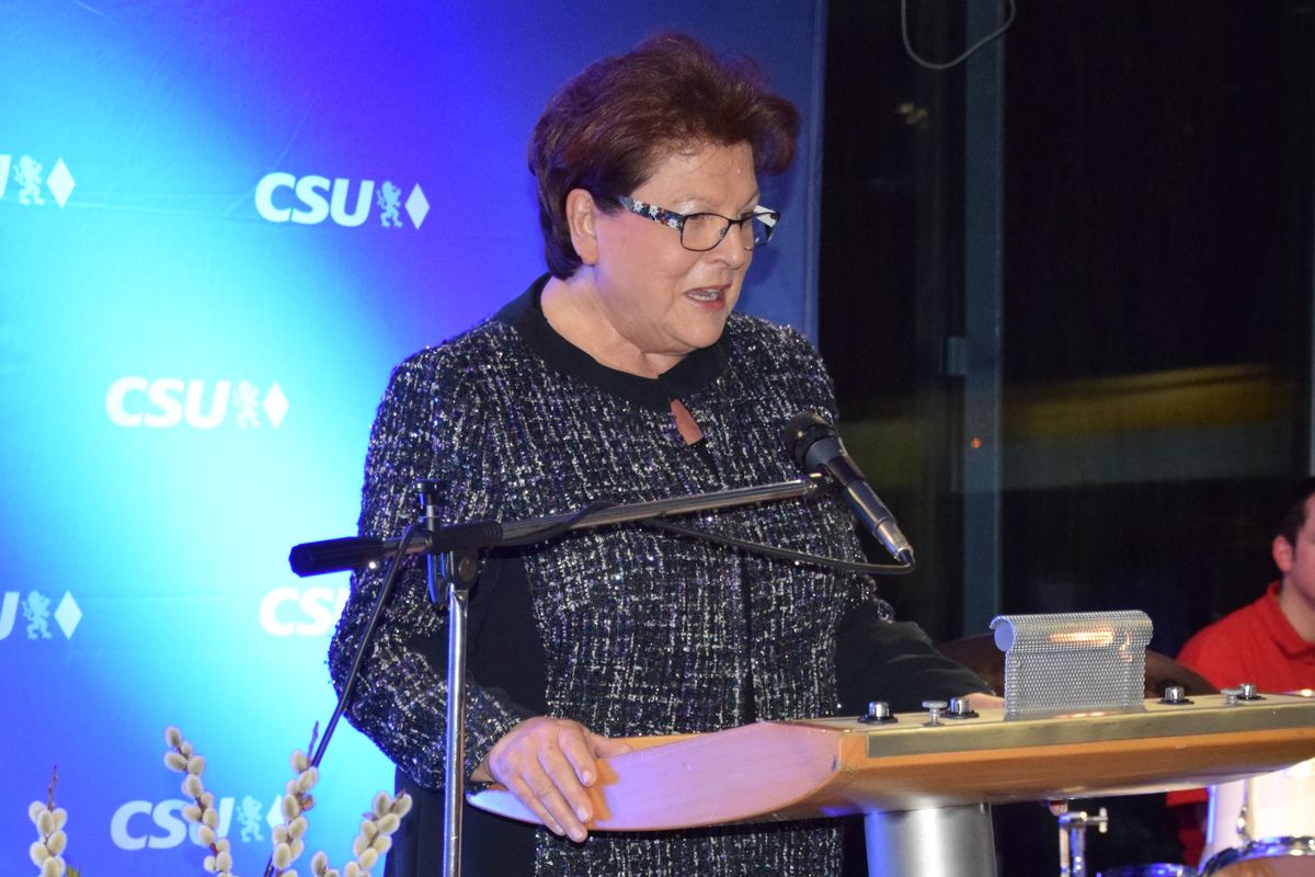 Landtagspräsidentin Barbara Stamm spricht beim Neujahrsempfang der CSU Pfeffenhausen